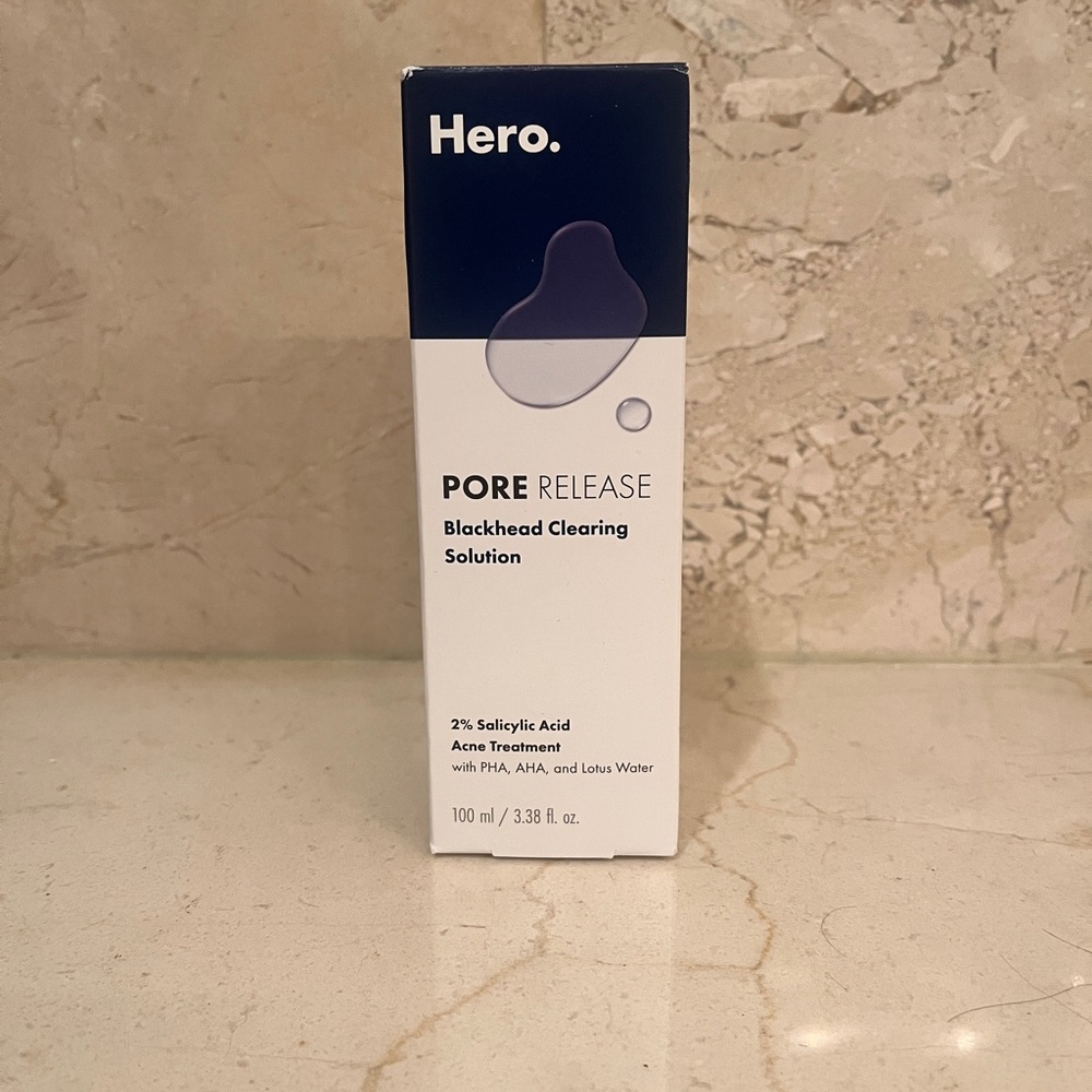 Pore Release Blackhead Clearing Solution - White and Black